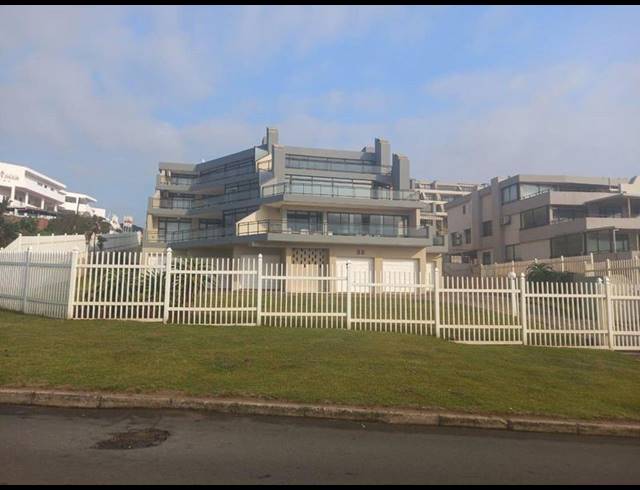 3 BEDROOM APARTMENT FOR SALE IN MARGATE BEACH